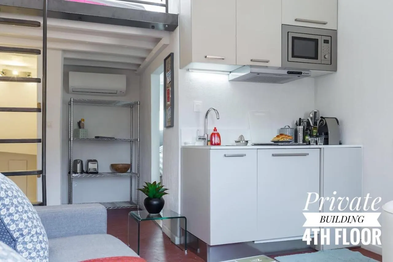 Private Building, 4 Apts, Unique At Nice- Old Town